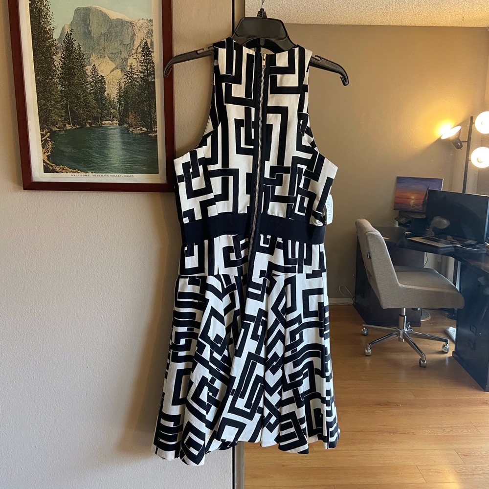 MILLY - NWT Geometric Silk & Linen Dress - 10 - Picture 2 of 6